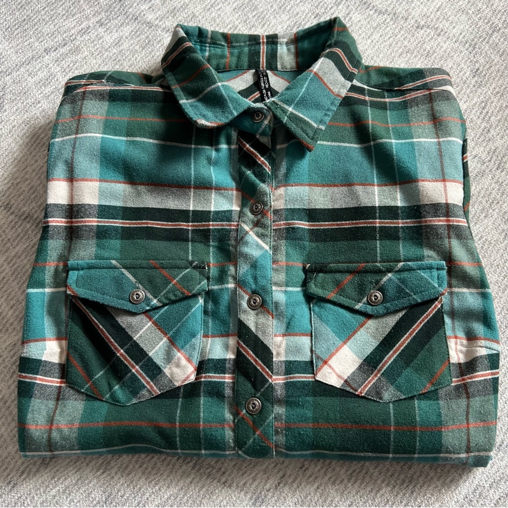 Kuhl Women’s Green Plaid Shirt Size Small